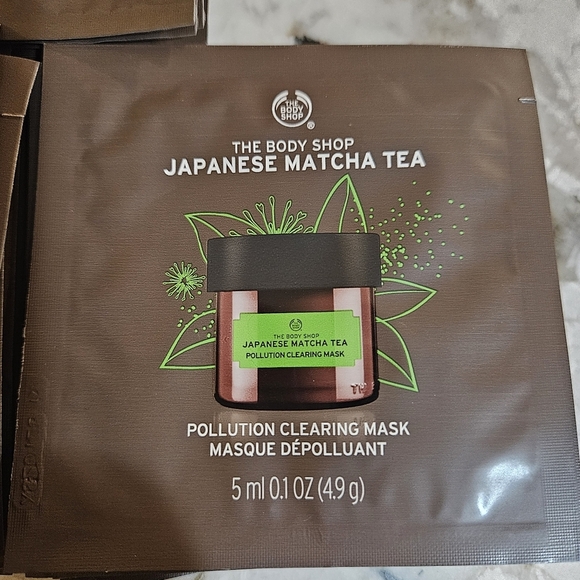 The Body Shop 3 Face Mask Samples Bundle-30 Packets - Picture 4 of 4